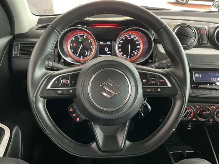 Suzuki Swift 1.2 Club Hybrid LED+ACC+DAB+BLUETOOTH