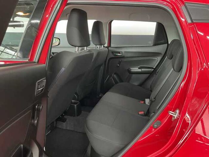 Suzuki Swift 1.2 Club Hybrid LED+ACC+DAB+BLUETOOTH