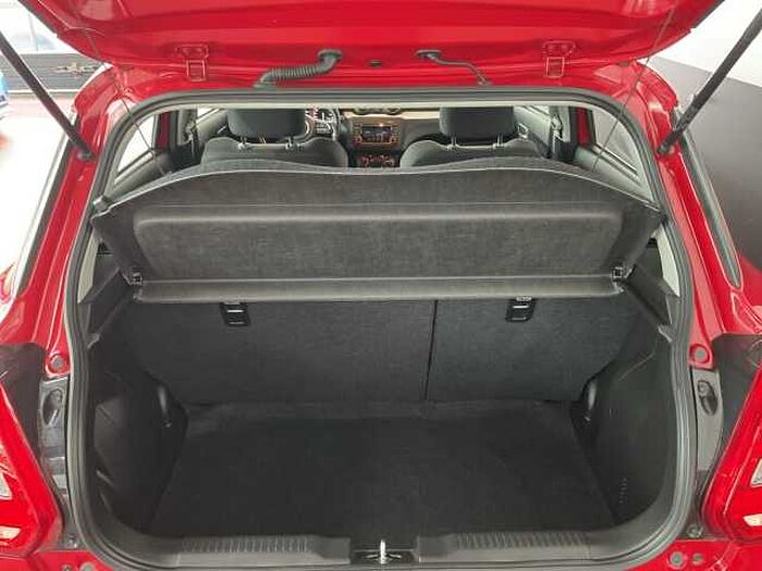 Suzuki Swift 1.2 Club Hybrid LED+ACC+DAB+BLUETOOTH