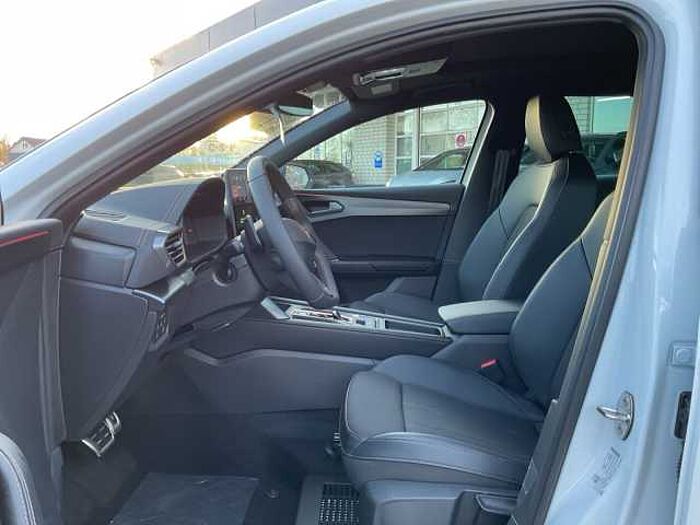 CUPRA Leon Sportstourer 1.5 eTSI DSG PANO / SITZHEIZUNG