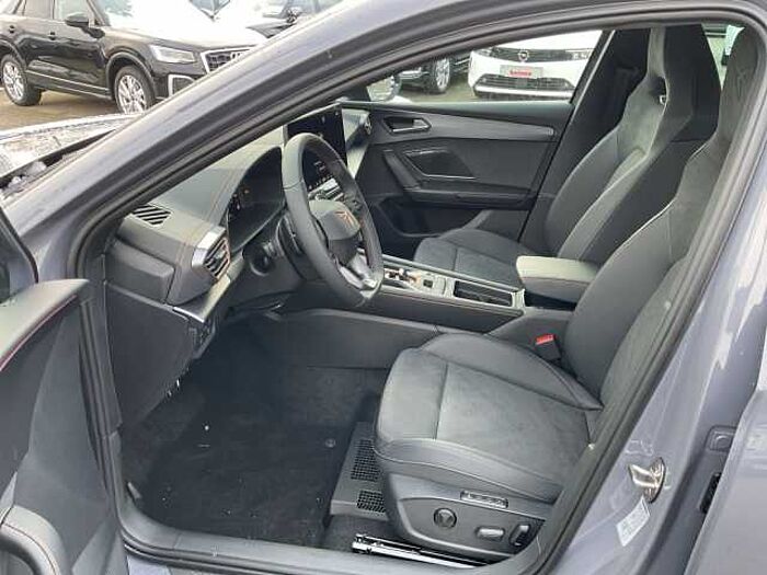 CUPRA Leon Sportstourer 2.0 TSI 4Drive VZ PDC // DCC Black Edition