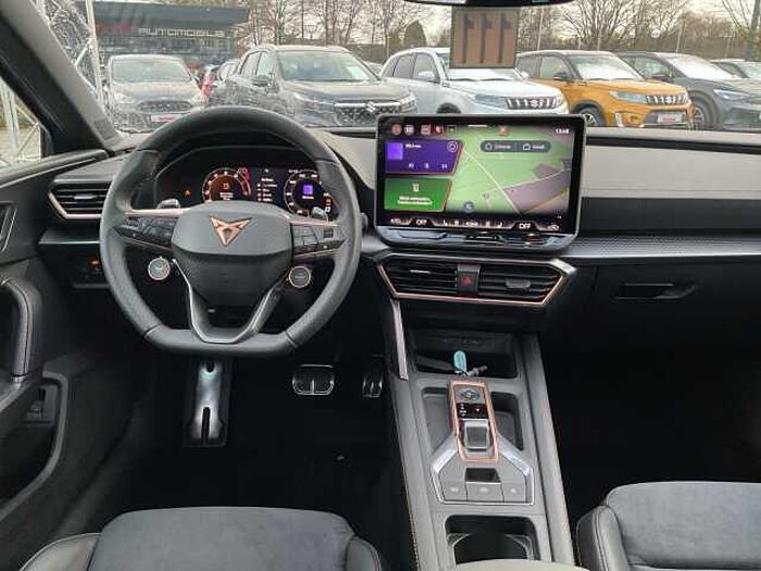 CUPRA Leon Sportstourer 2.0 TSI 4Drive VZ PDC // DCC Black Edition