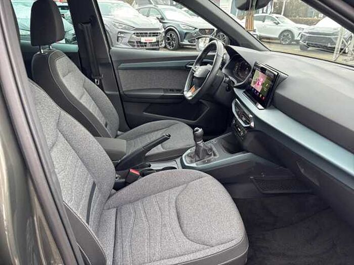 SEAT Arona 1.0 TSI Xperience NAVI LED ACC KESSY