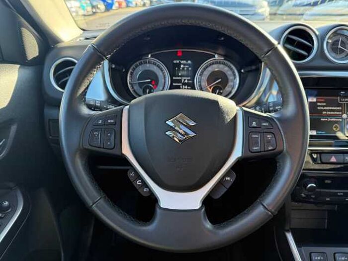 Suzuki Vitara 1.4 Comfort+ Allgrip NAVI LED ACC PANO