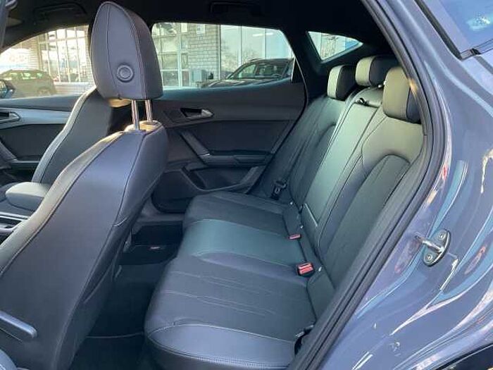 CUPRA Formentor 1.5 eTSI DSG ACC/NAVI/AHK/360KAMERA