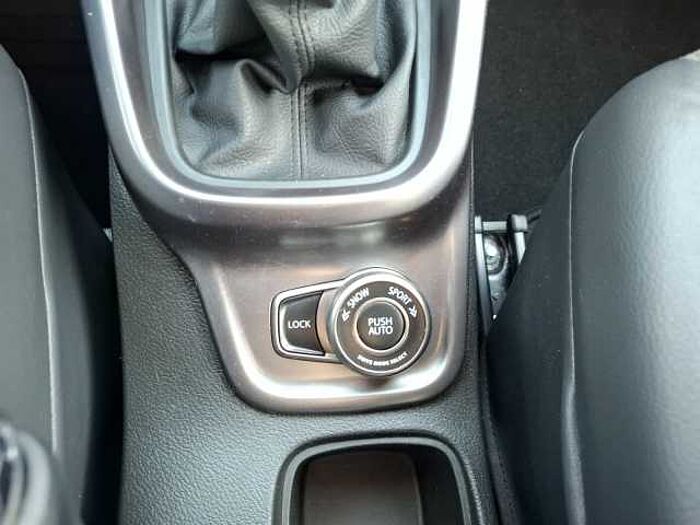 Suzuki Vitara 1.4 Comfort+ Allgrip NAVI LED ACC PANO