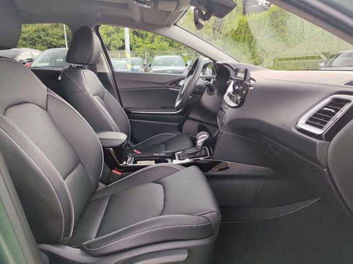 Kia ceed 1.5 T-GDI Platinum NAVI LENRKAD &SITZHEIZUNG cee'd