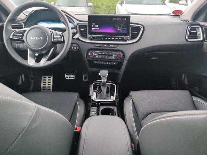 Kia ceed 1.5 T-GDI Platinum NAVI LENRKAD &SITZHEIZUNG cee'd