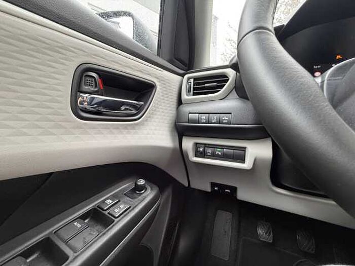 Suzuki Swift 1.2 Dualjet Comfort RÜCKFAHRKAMERA+PDC+NAVI 61 kW