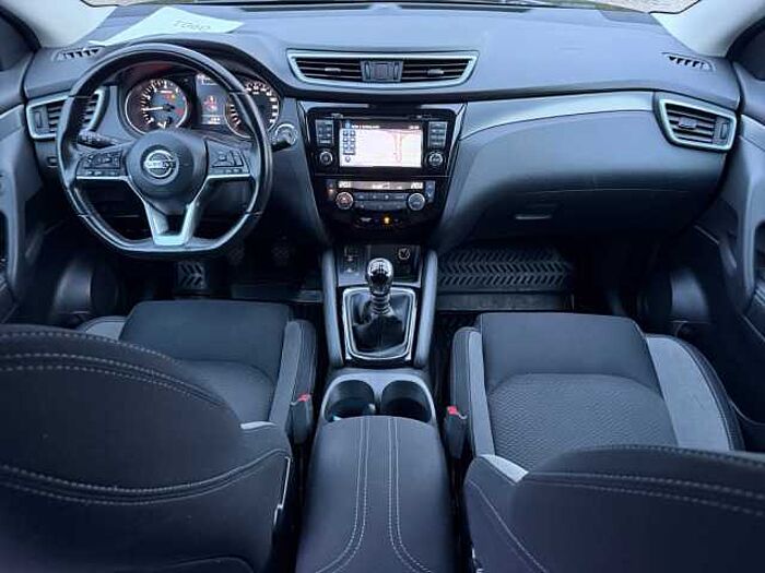 Nissan Qashqai 1.2 DIG-T Visia LED+PDC+LM+BT+NAVI