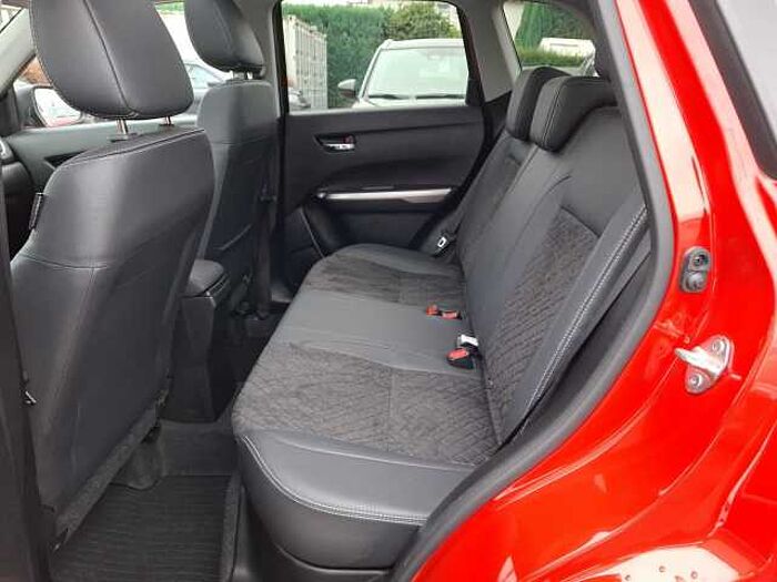 Suzuki Vitara 1.4 ALLGRIP Comfort PLUS+ NAVI LED SHZ Comfort+