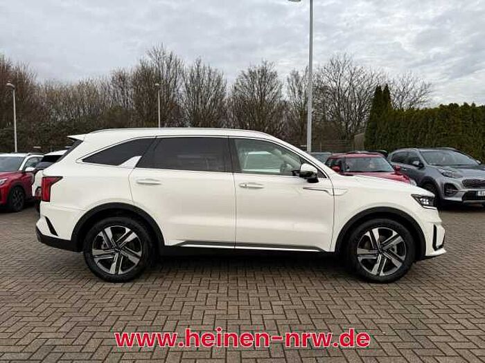 Kia Sorento 1.6 T-GDI AWD AT6 PLATINUM 7-SITZE PANO