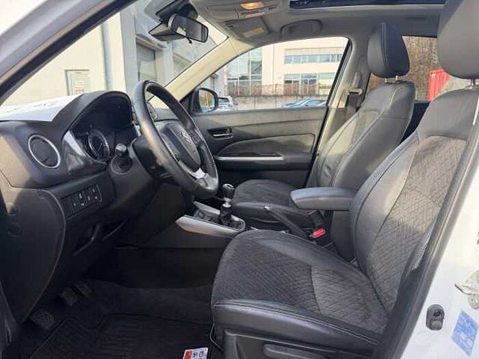 Suzuki Vitara 1.4 DITC 4x2 Comfort+ ACC+LED+NAVI+SHZ