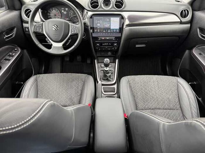 Suzuki Vitara 1.4 Comfort+ NAVI LED ACC PANO