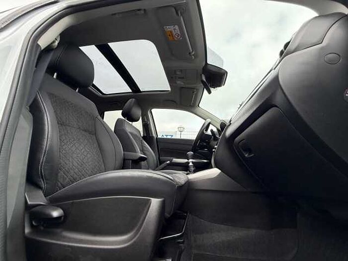 Suzuki Vitara 1.4 Comfort+ NAVI LED ACC PANO