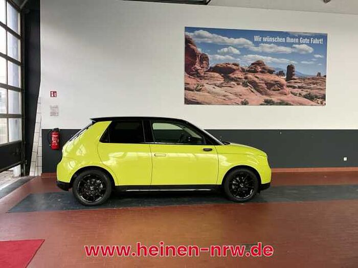 Honda e Advance NAVI+PANO+16Z LM-FELGEN