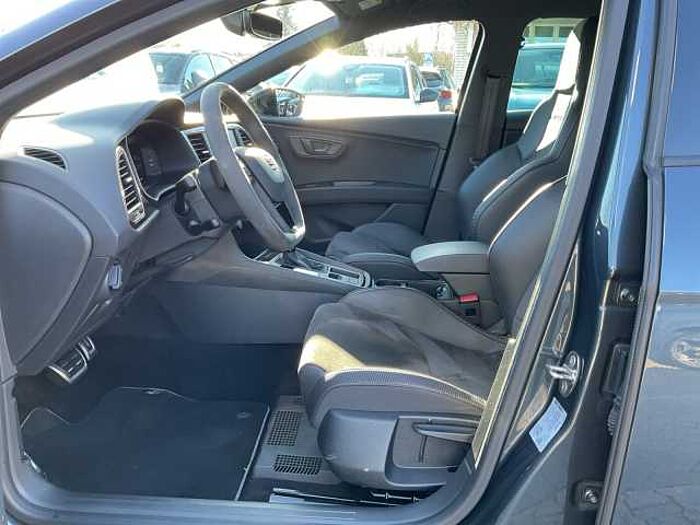 SEAT Leon ST Cupra R 2.0 TSI DSG 4Drive NAVI LED ACC 300