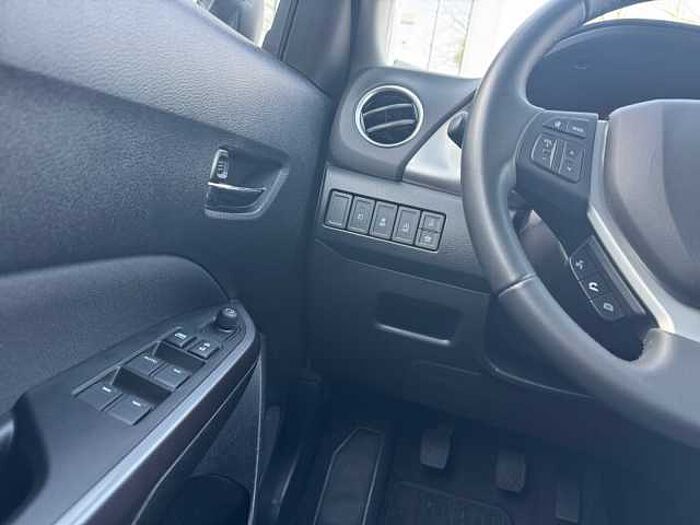 Suzuki Vitara 1.4 Comfort Hybrid NAVI+RÜCKFAHRKAMERA+DAB