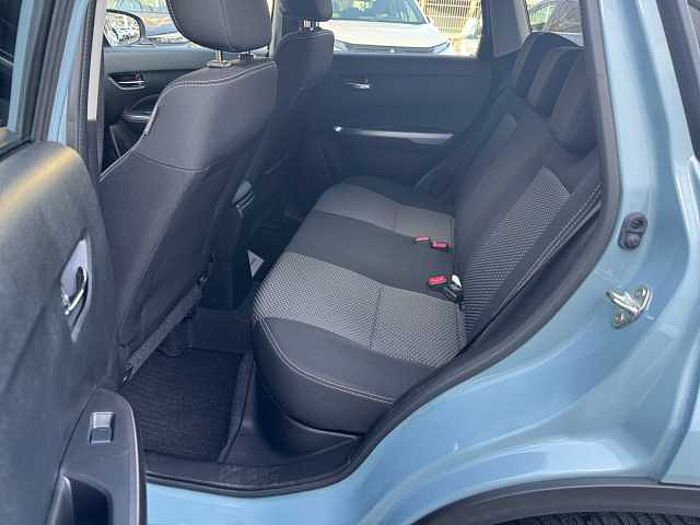 Suzuki Vitara 1.4 Comfort Hybrid NAVI+RÜCKFAHRKAMERA+DAB