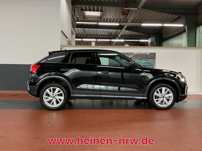 Audi Q2 35 TFSI S tronic advanced TEMPOMAT+PDC