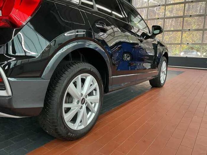 Audi Q2 35 TFSI S tronic advanced TEMPOMAT+PDC
