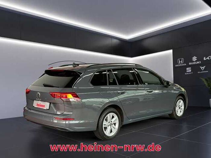 Volkswagen Golf VIII Variant 2.0 TDI DSG Life LED+NAVI+AHK