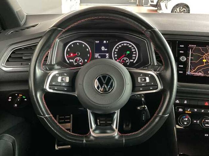 Volkswagen T-Roc 1.5 TSI DSG Sport LED+NAVI+AHK+KAMERA+ACC
