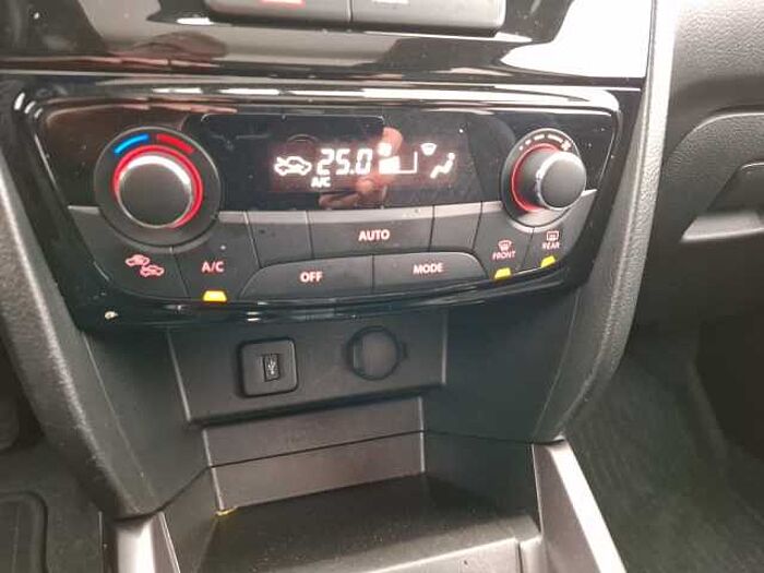 Suzuki Vitara 1.4 Comfort+ ALLGRIP NAVI LED ACC PANO