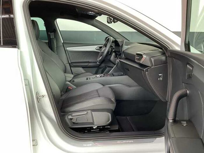 CUPRA Leon 1.5 TSI eTSI DSG LED+NAVI+KAMERA+ACC+KESSY Basis