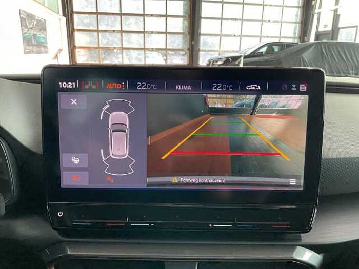 CUPRA Leon 1.5 TSI eTSI DSG LED+NAVI+KAMERA+ACC+KESSY Basis