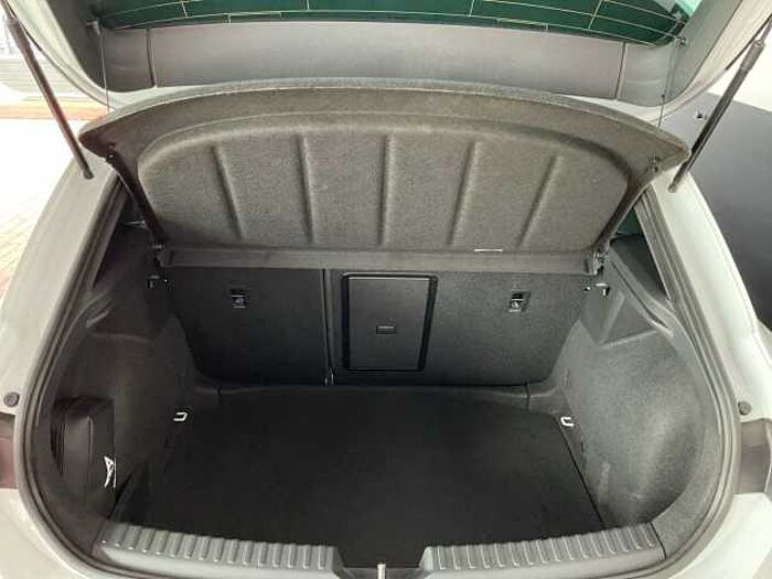 CUPRA Leon 1.5 TSI eTSI DSG LED+NAVI+KAMERA+ACC+KESSY Basis