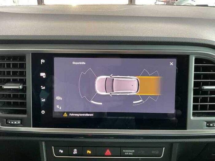 SEAT Ateca 2.0 TDI DSG Style LED+NAVI+AHK+ACC+2xPDC