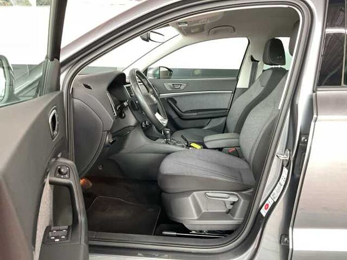 SEAT Ateca 2.0 TDI DSG Style LED+NAVI+AHK+ACC+2xPDC