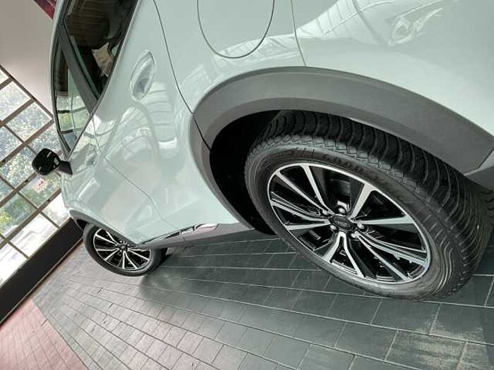 Ford Puma 1.0 EcoBoost Titanium Navi FLA SpurH LM