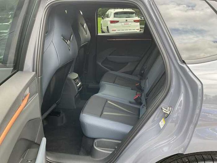 CUPRA Terramar 2.0 TSI DSG 4Drive PDC+AHK+LED+Navi+SHZ