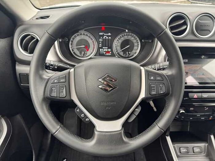 Suzuki Vitara 1.4 Comfort Hybrid NAVI+RÜCKFAHRKAMERA+DAB
