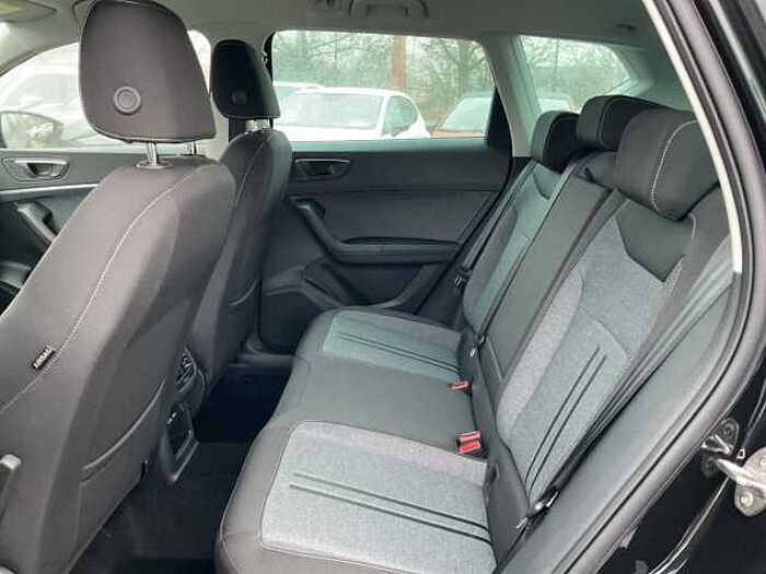 SEAT Ateca Road Edition 1.5 TSI 110 kW 7-Gang DSG AHK