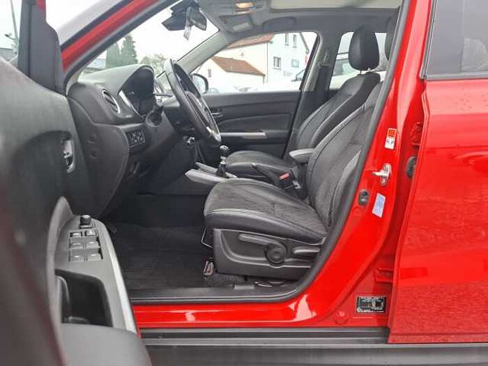 Suzuki Vitara 1.4 DITC Comfort+ NAVI LED ACC PANO