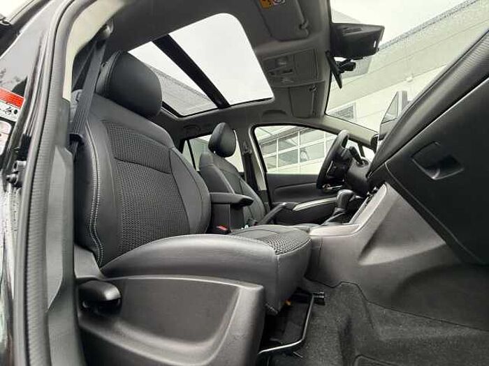 Suzuki S-Cross 1.5 Comfort+ AGS AllGrip 360° KAMERA+NAVI SX4