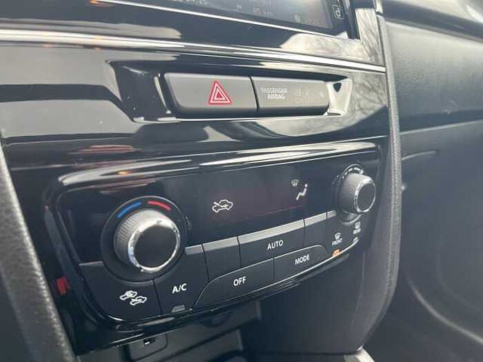 Suzuki Vitara 1.4 Comfort PLUS RÜCKFAHRKAMERA+PDC+NAVI