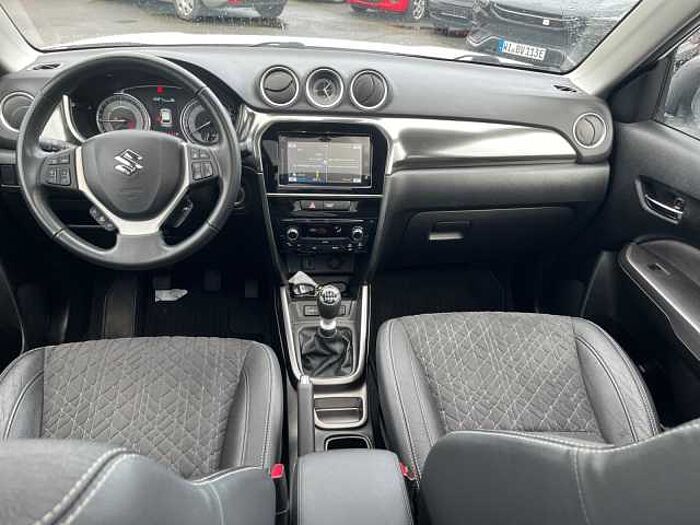 Suzuki Vitara 1.4 Comfort PLUS RÜCKFAHRKAMERA+PDC+NAVI