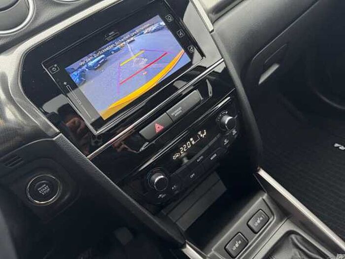 Suzuki Vitara 1.4 Comfort+ NAVI+PDC+DAB-RADIO+CARPLAY