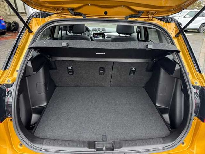 Suzuki Vitara 1.4 Comfort+ NAVI+PDC+DAB-RADIO+CARPLAY