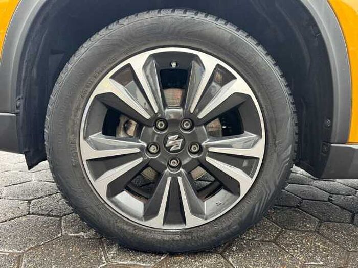 Suzuki Vitara 1.4 Comfort+ NAVI+PDC+DAB-RADIO+CARPLAY