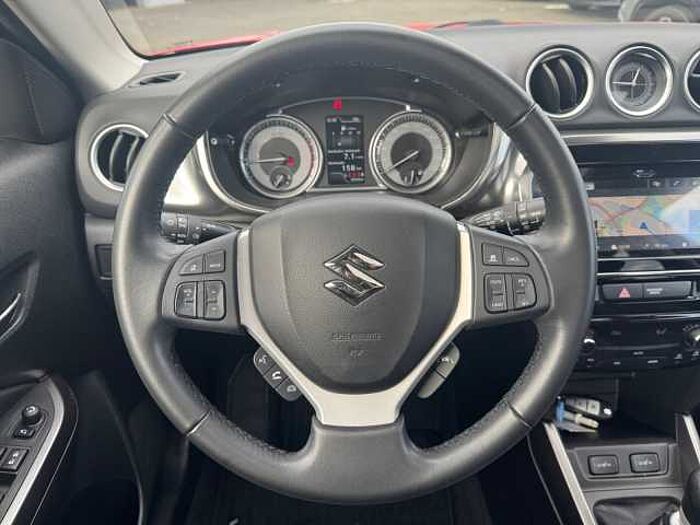 Suzuki Vitara 1.4 Comfort Plus RÜCKFAHRKAMERA+PDC+NAVI Comfort+