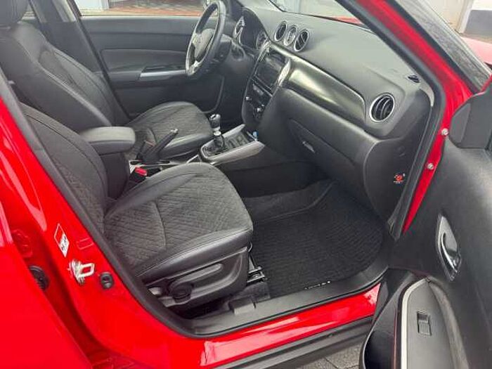 Suzuki Vitara 1.4 Comfort+ RÜCKFAHRKAMERA+PDC+NAVI+DAB