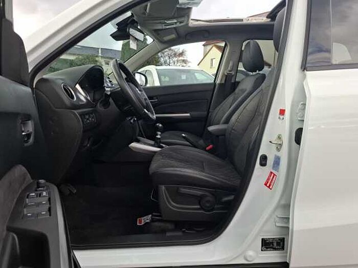 Suzuki VITARA 1.4 COMFORT PLUS+ NAVI PANORAMADACH DAB PLUS +