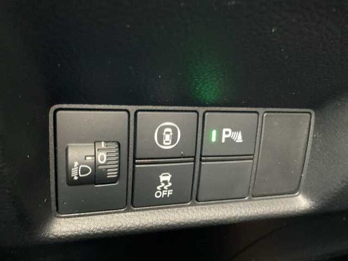 Honda Jazz 1.5 i-MMD Elegance PDC+FRONT ASSISTANT