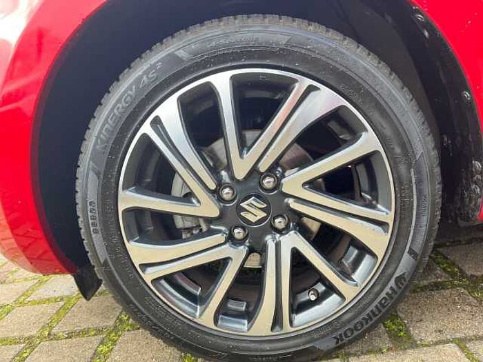 Suzuki SWIFT 1.2 COMFORT+ NAVI SITZHEIZUNG KLIMA DAB