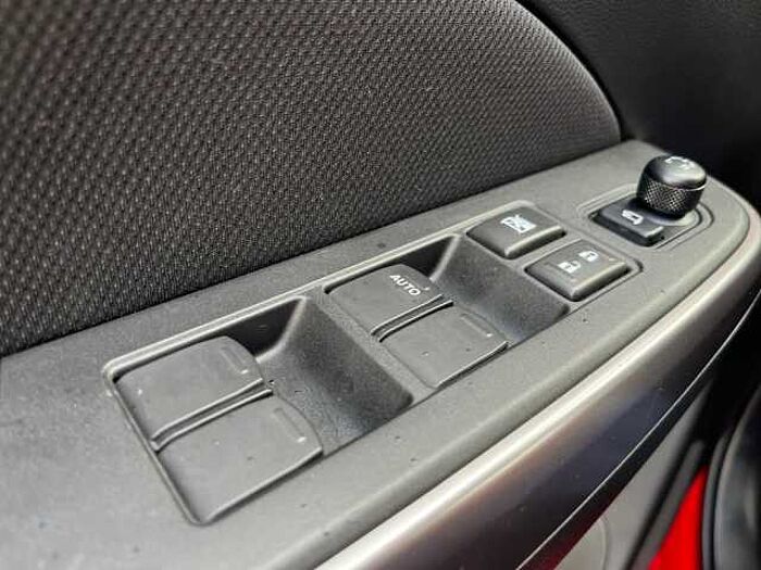 Suzuki SWIFT 1.2 COMFORT+ NAVI SITZHEIZUNG KLIMA DAB